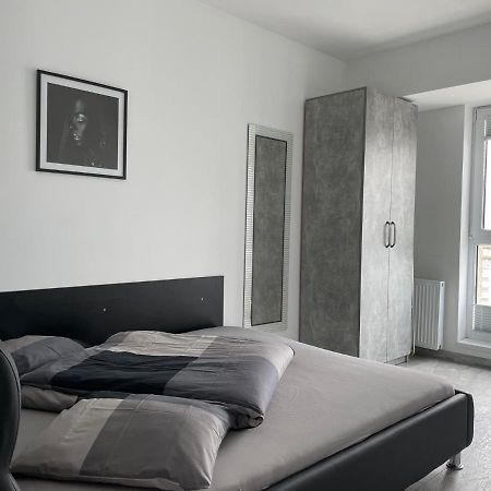 Cozy 2-Room Penthouse Lakeview W14 Bucharest Luaran gambar