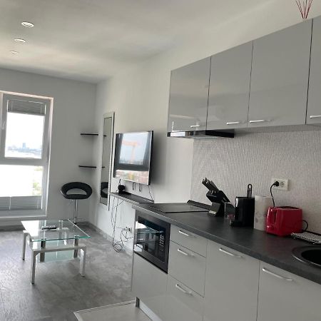 Cozy 2-Room Penthouse Lakeview W14 Bucharest Luaran gambar