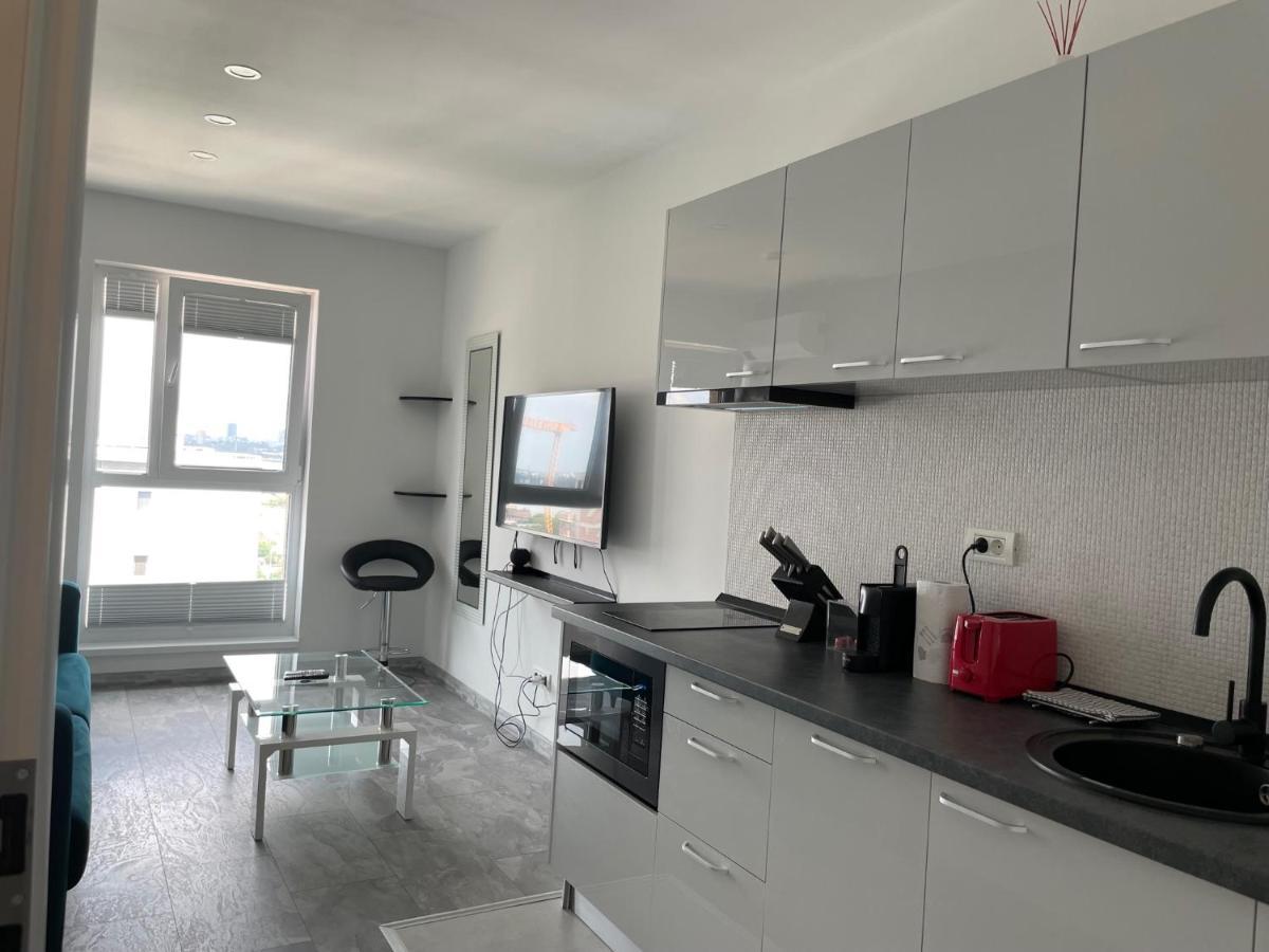 Cozy 2-Room Penthouse Lakeview W14 Bucharest Luaran gambar